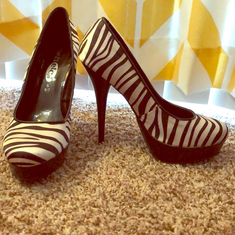 Zebra heels